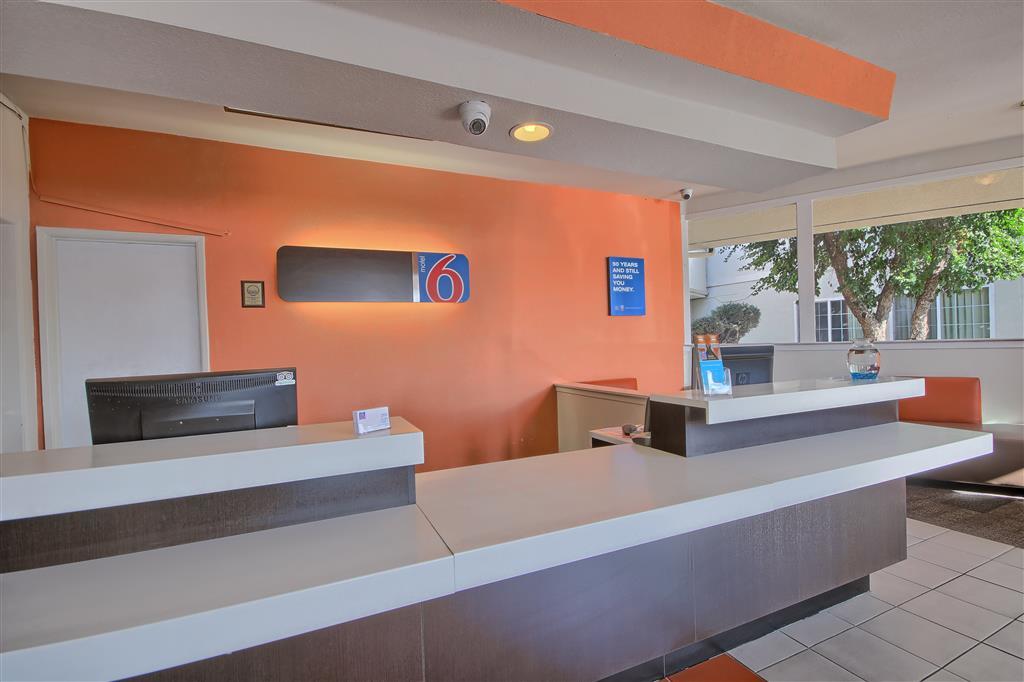 Motel 6-Merced, Ca 내부 사진